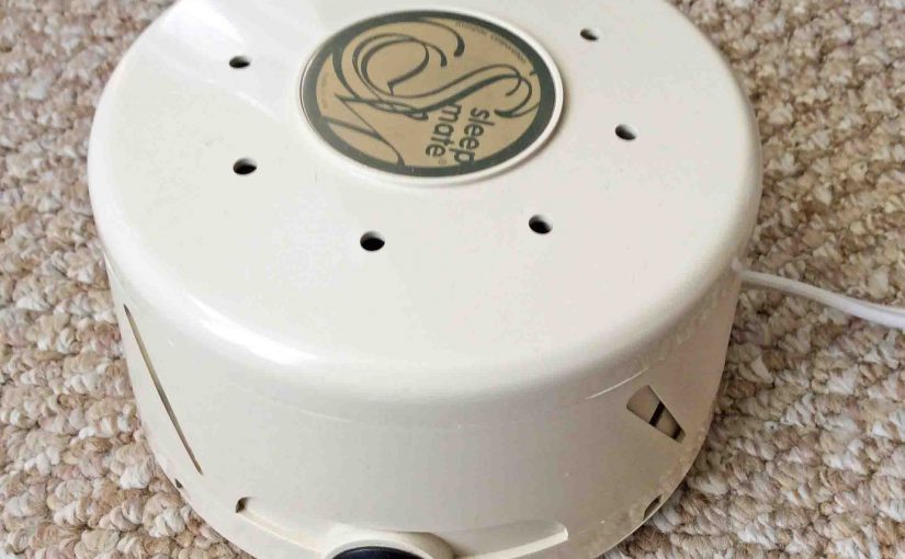 Picture of the Model 980A SleepMate Noise Machine, showing the power / speed switch.