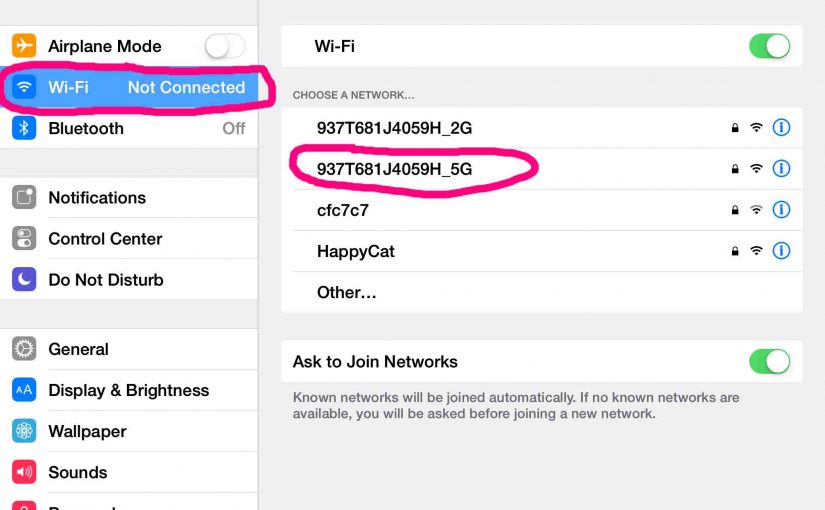 Picture of the iOS "Choose Wi-Fi Network" Screen, with no networks connected.