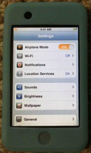 Picture of the Apple iPod Touch portable media player, displaying the Settings menu.