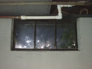 Picture of the old basement window 4 to be replaced.