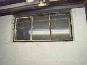 Picture of the old basement window 9, to be replaced.