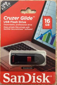 Picture of the Sandisk®­ Cruzer Glide™ 16 GB USB flash drive, original package, front view.