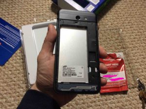 Picture of the phone with its back cover removed, and without battery.