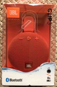 JBL Clip 3 portable wireless Bluetooth speaker picture gallery. Picture of the Clip 3 speaker package, front view.