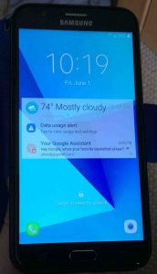 How tPicture of the Samsung J7 Sky Pro phone, showing its lock screen.