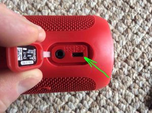 Picture of the BT speaker, with its USB charge port highlighted.