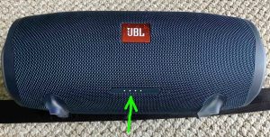 Battery gauge on the JBL Xtreme 2 speaker, showing 80 percent charge, highlighted.