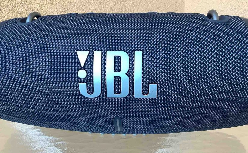 Front view of the JBL Xtreme 3 Bluetooth speaker.