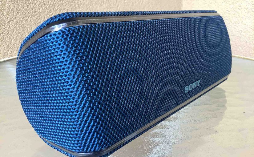Left front view of the Sony SRS XB31 speaker.