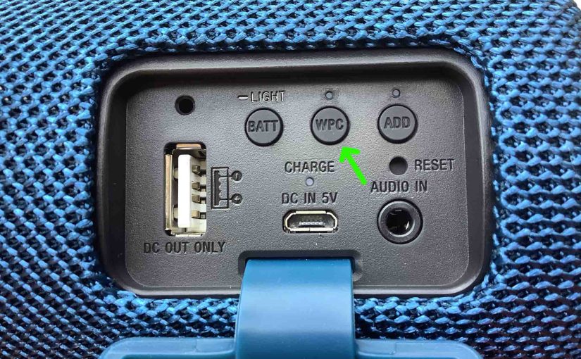 Picture of the WPC button on the Sony SRS XB31 speaker.