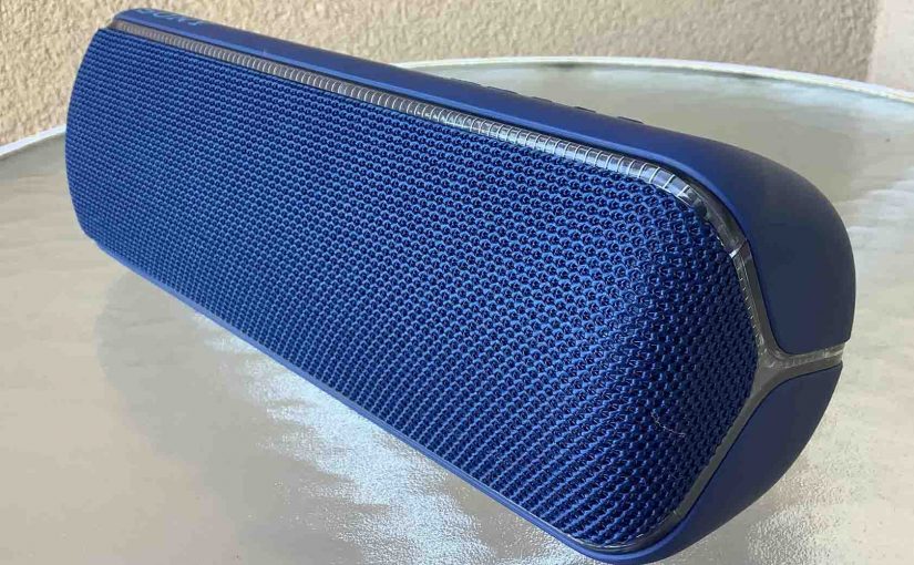 Right front view of Sony SRS XB32 speaker.
