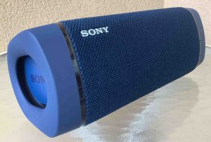 Front left view of the Sony SRS XB33 speaker.