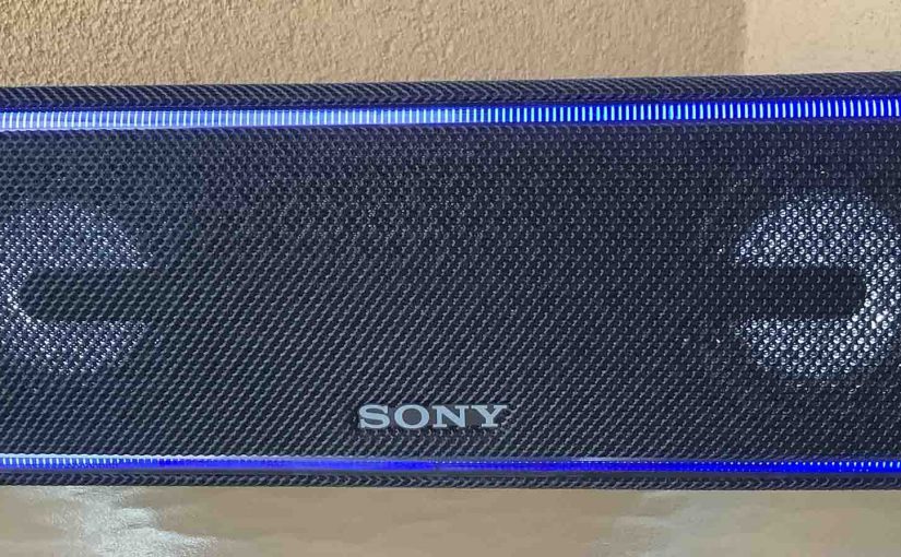 Picture of the front of the Sony SRS XB41 speaker glowing.