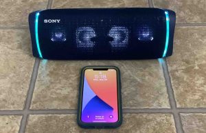 Picture of the Sony SRS XB 43 speaker with an iPhone12.