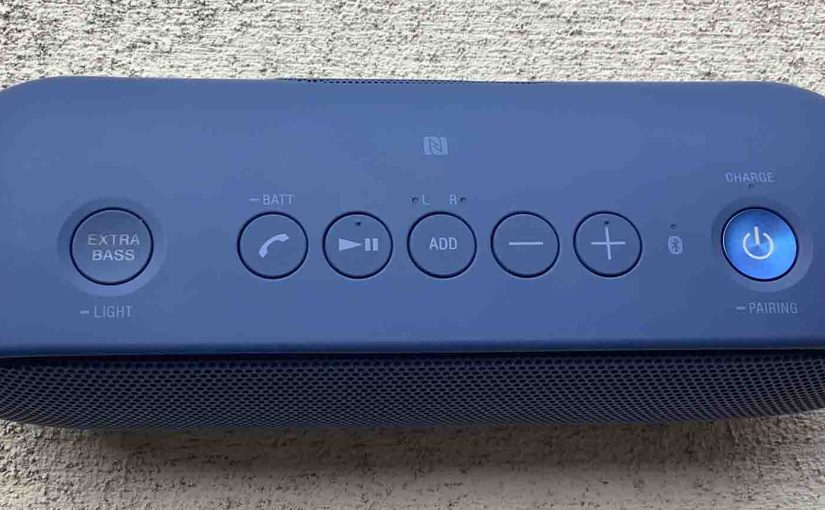 The buttons panel on the top of the Sony SRS XB20 speaker.