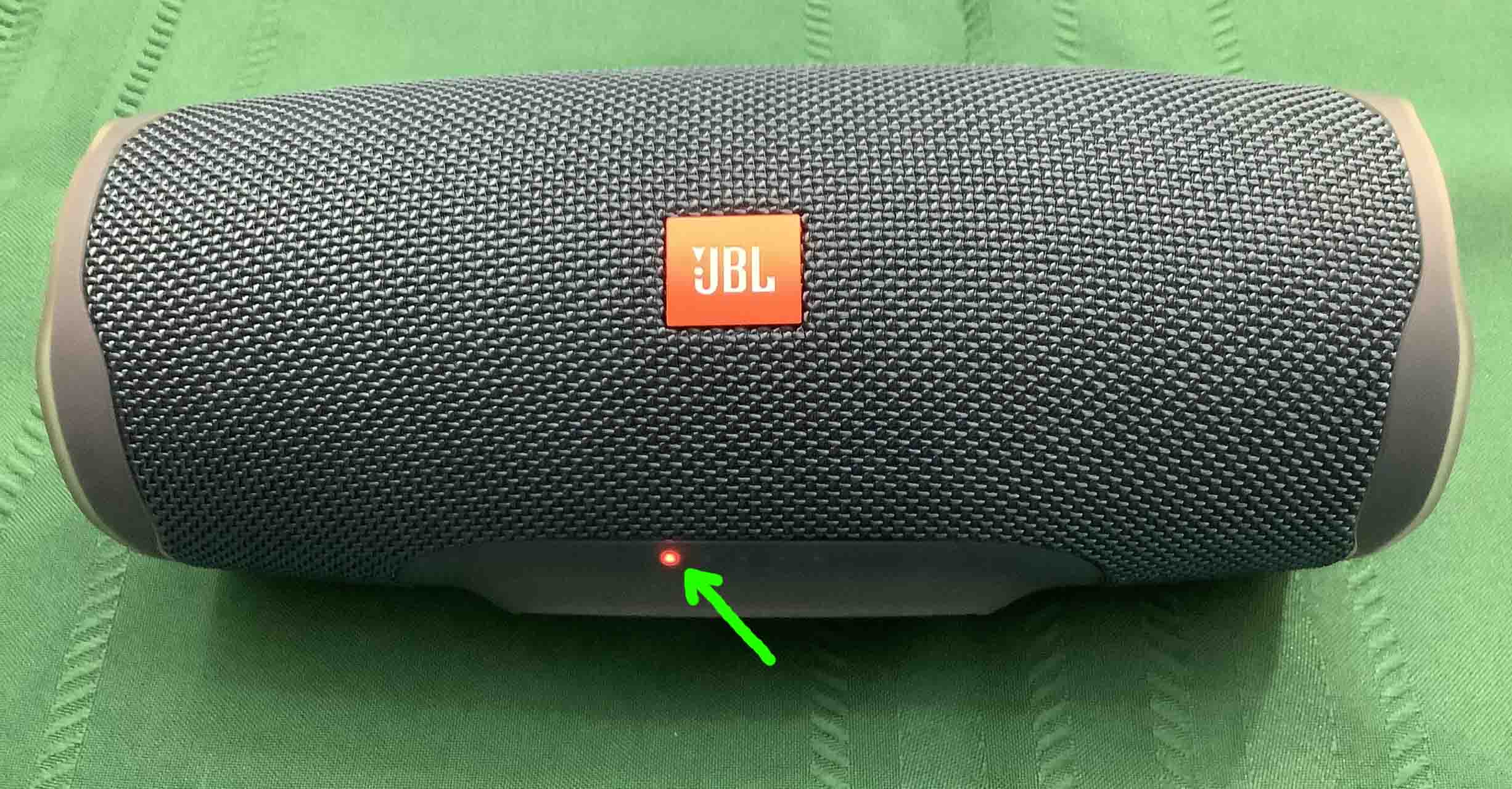 JBL Charge 4 Red Light Stays How to Fix - Tom's Tek Stop