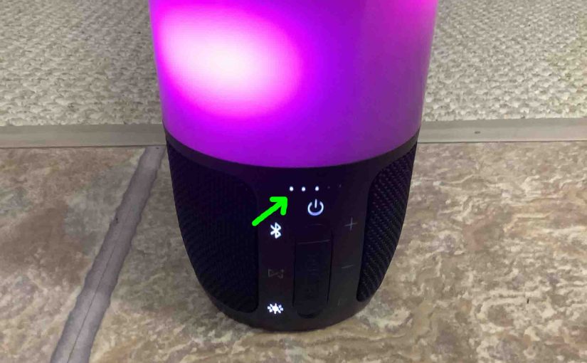Picture of the white glowing battery gauge, showing 60 percent full, on the JBL Pulse 3 Bluetooth speaker.