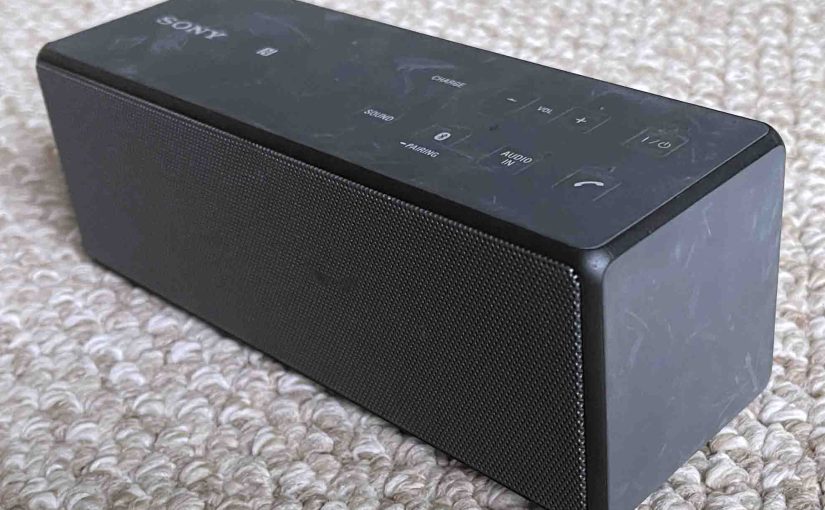 Picture of the right front of the Sony SRS X3 speaker.