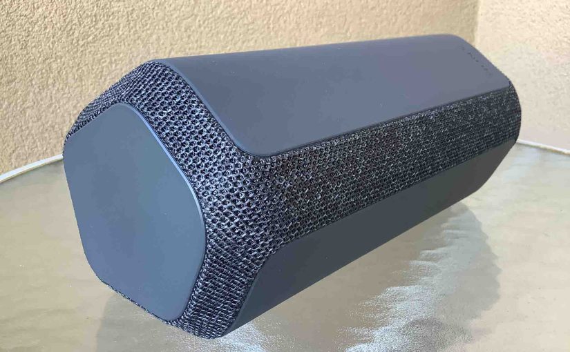 Picture of the left front of the Sony SRS XE300 speaker.